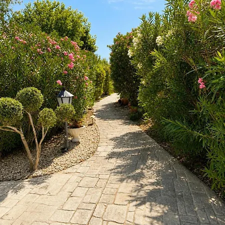 Villa Private Walk To Castle And